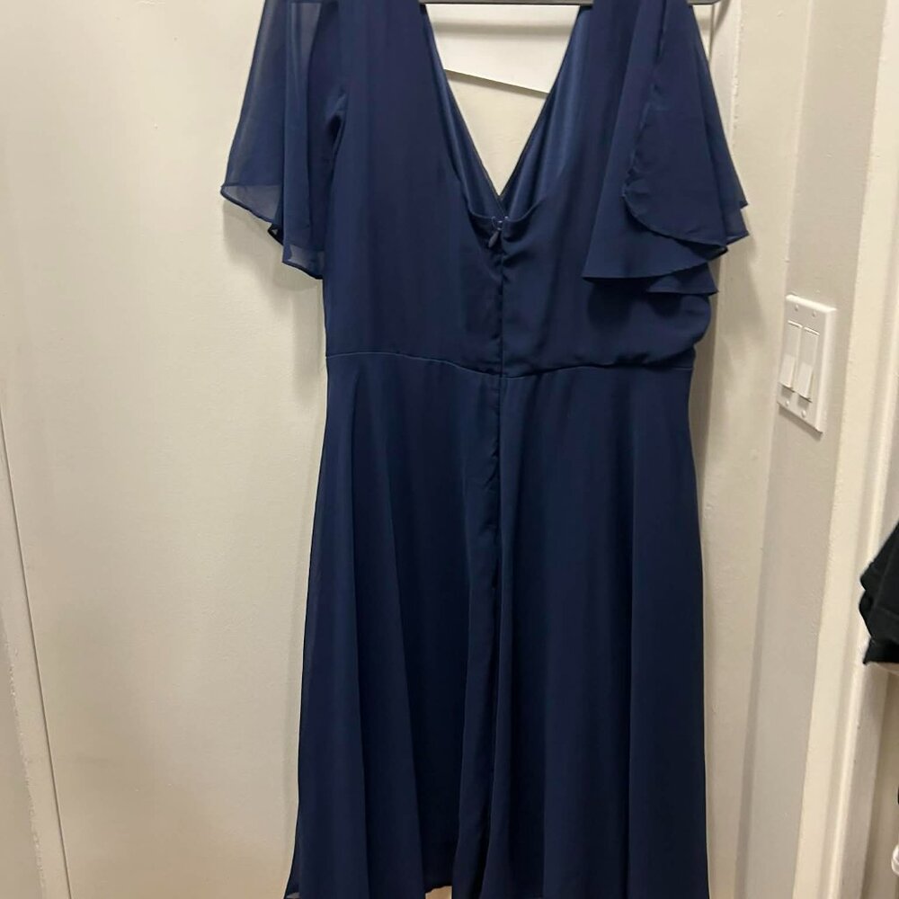 Chic Midi Flutter Sleeve Dress